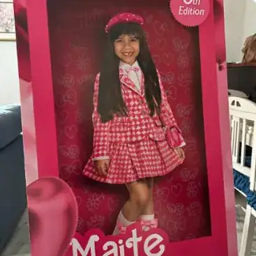 Custom digital birthday welcome sign – Doll Box – real order completed for a client by Alice Magic Party