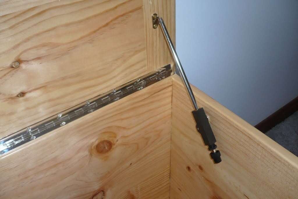 Safe assembly details for Doll Box