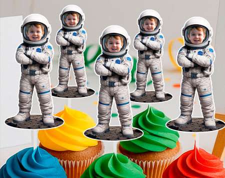 Astronaut cupcake toppers