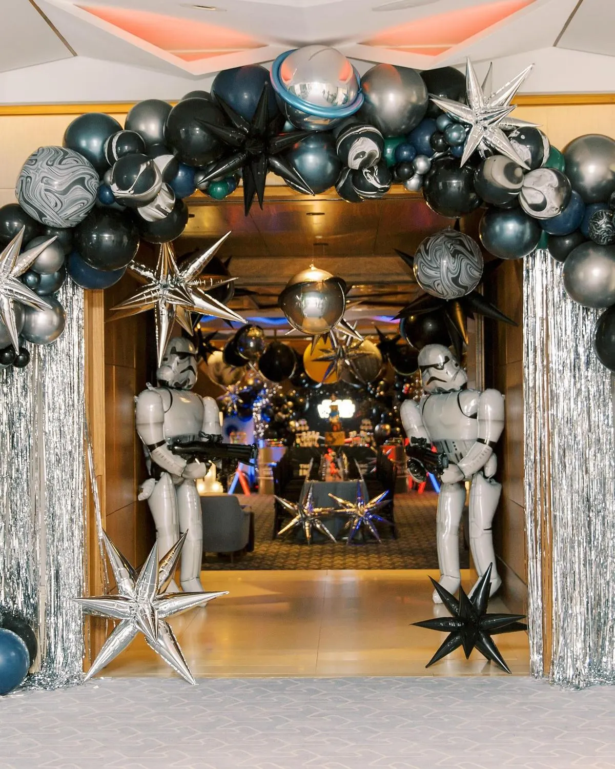 Elegant Star Wars party decorations for adults with chic details and nostalgic touches